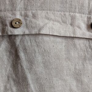 100% Linen Relaxed V-Neck Tunic With Bottom Back Detail